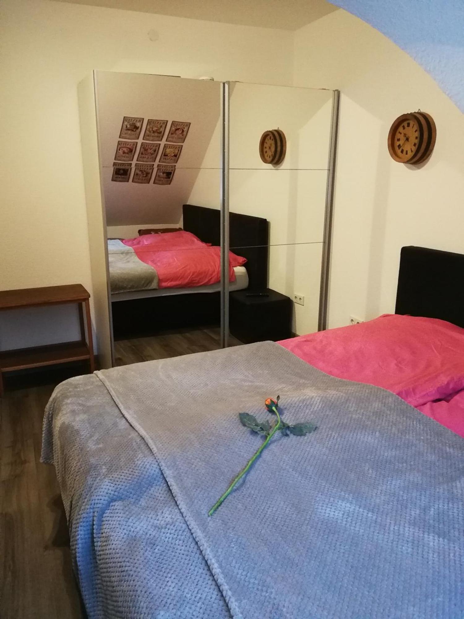 Charmante Wohnung Im Stadtkern, St Wendel 圣温德尔 外观 照片